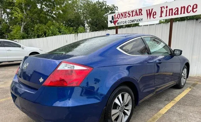 2009 Honda Accord Coupe 2dr I4 Auto EX-L photo