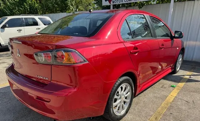 2013 Mitsubishi Lancer 4dr Sdn ES FWD photo