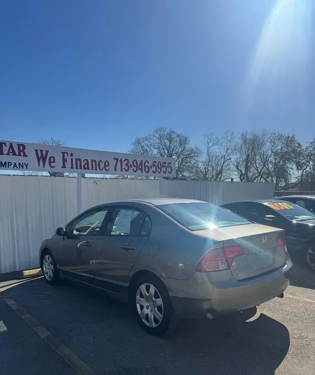 2007 Honda Civic Sedan LX photo