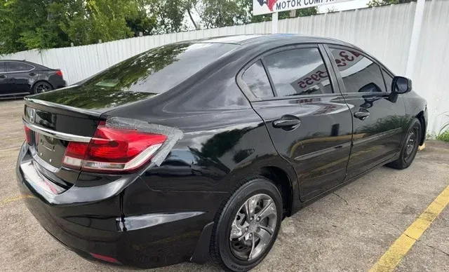 2013 Honda Civic Sedan LX photo